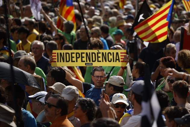 EuropaPress 6204488 decenas personas manifestacion acn diada 11 septiembre 2024 barcelona EuropaPress 6204488 decenas personas manifestacion acn diada 11 septiembre 2024 barcelona