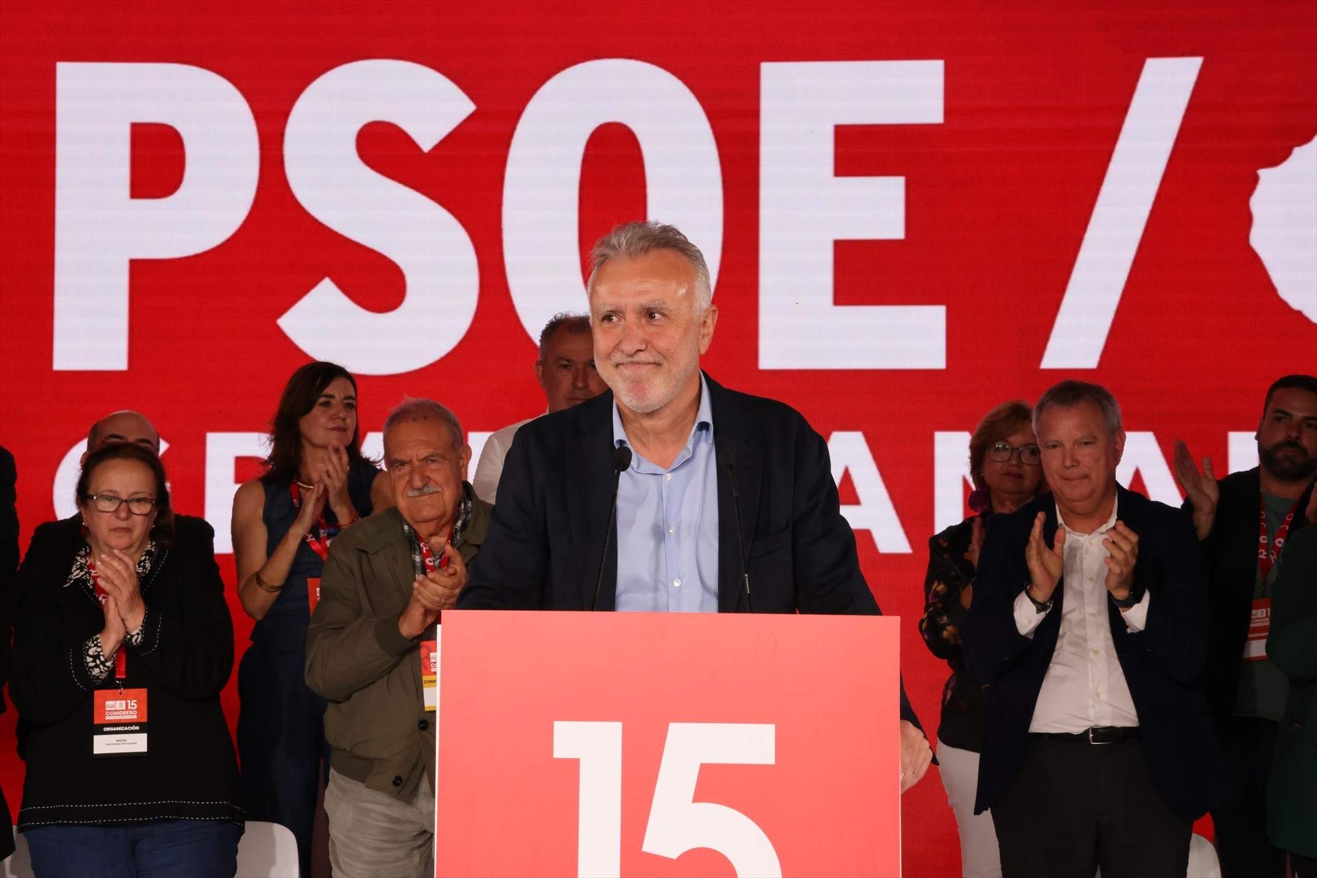 El ministre Ángel Víctor Torres anuncia que té càncer i paralitza la seva activitat pública