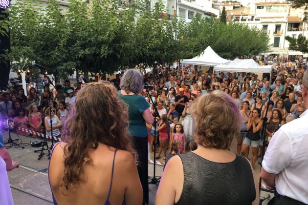 Manifestacio Cadaqués feminisme - ACN