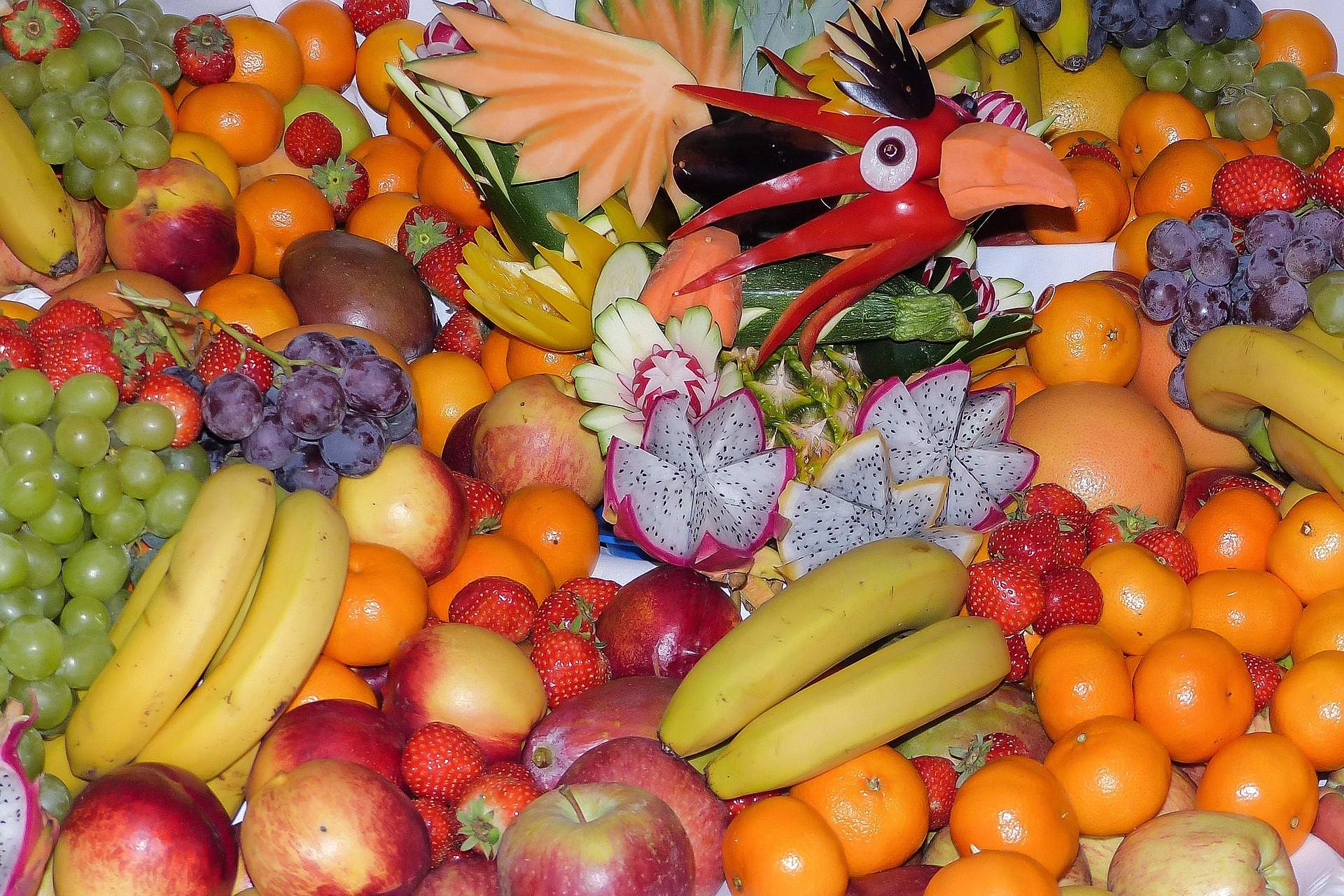 La fruita de la primavera: un aliment de temporada que no tothom pot consumir