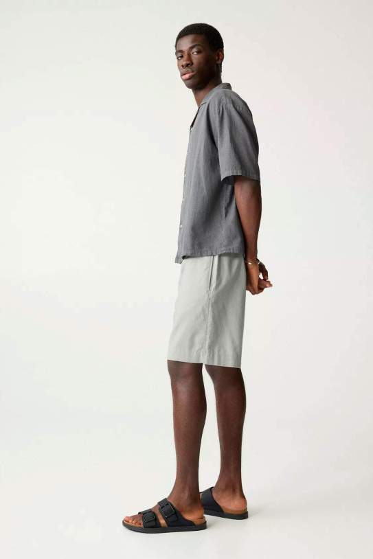 Bermuda jogger con lino1