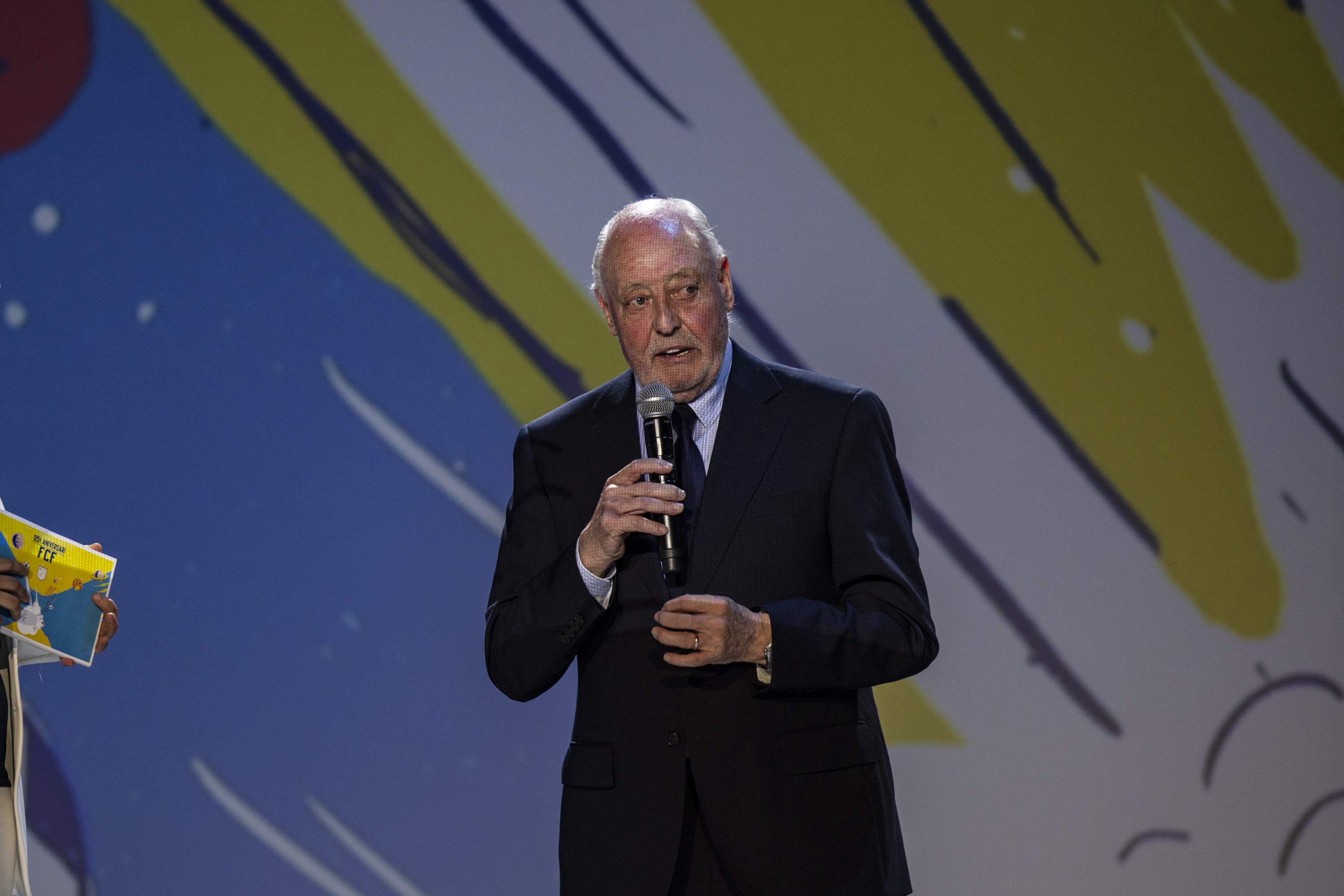 Jordi Lardín, llegenda de l'Espanyol, carrega contra Soteras: "El futbol català no mereix un president com tu"