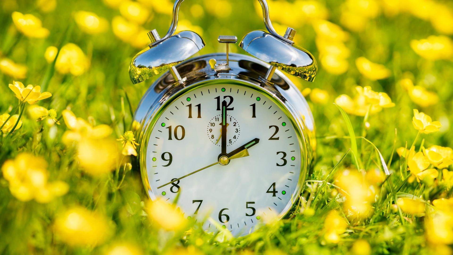 Canvi d'hora març 2025: quan i quin dia es canvia? Dorms una hora més o menys?