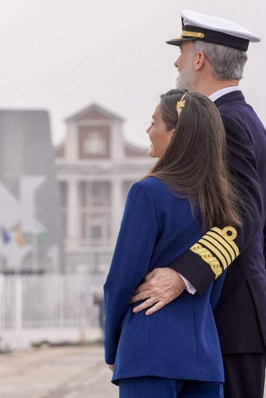 Letizia y Felipe dicen adiós a Leonor Letizia y Felipe dicen adiós a Leonor