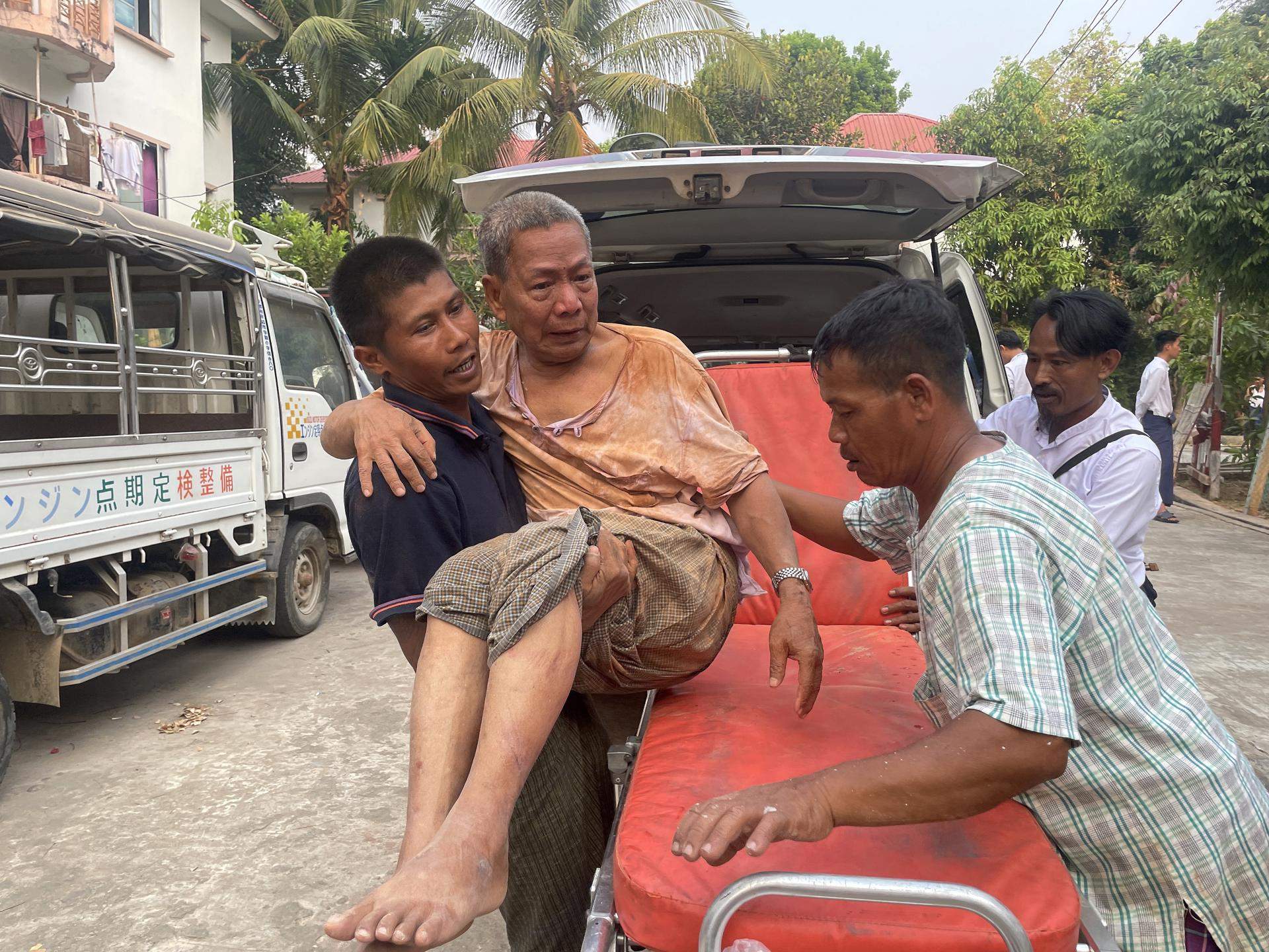 Almenos 152 muertos entre Birmania y Tailandia por el terremoto