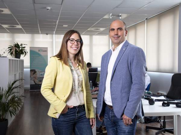 Silvia Raga y Ricardo Jauregui, socios fundadores de DyCare. Foto DyCare Silvia Raga y Ricardo Jauregui, socios fundadores de DyCare. Foto DyCare