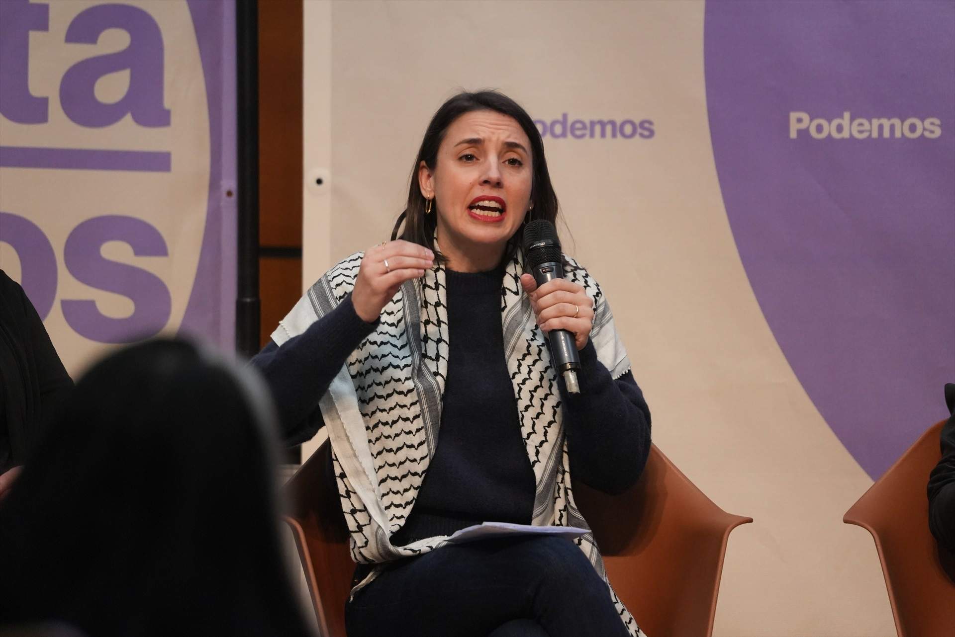Irene Montero culpa el PSOE de l’absolució d’Alves i denuncia “guerra bruta” contra el “només sí és sí”