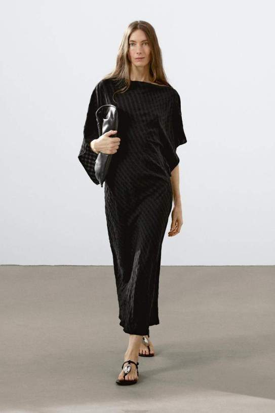 Vestido de Massimo Dutti