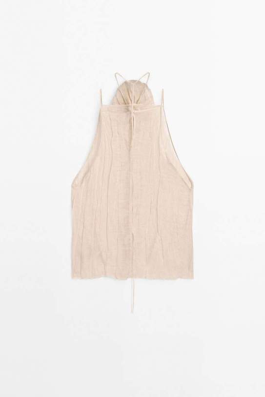 Top halter detalle flor Top halter detalle flor