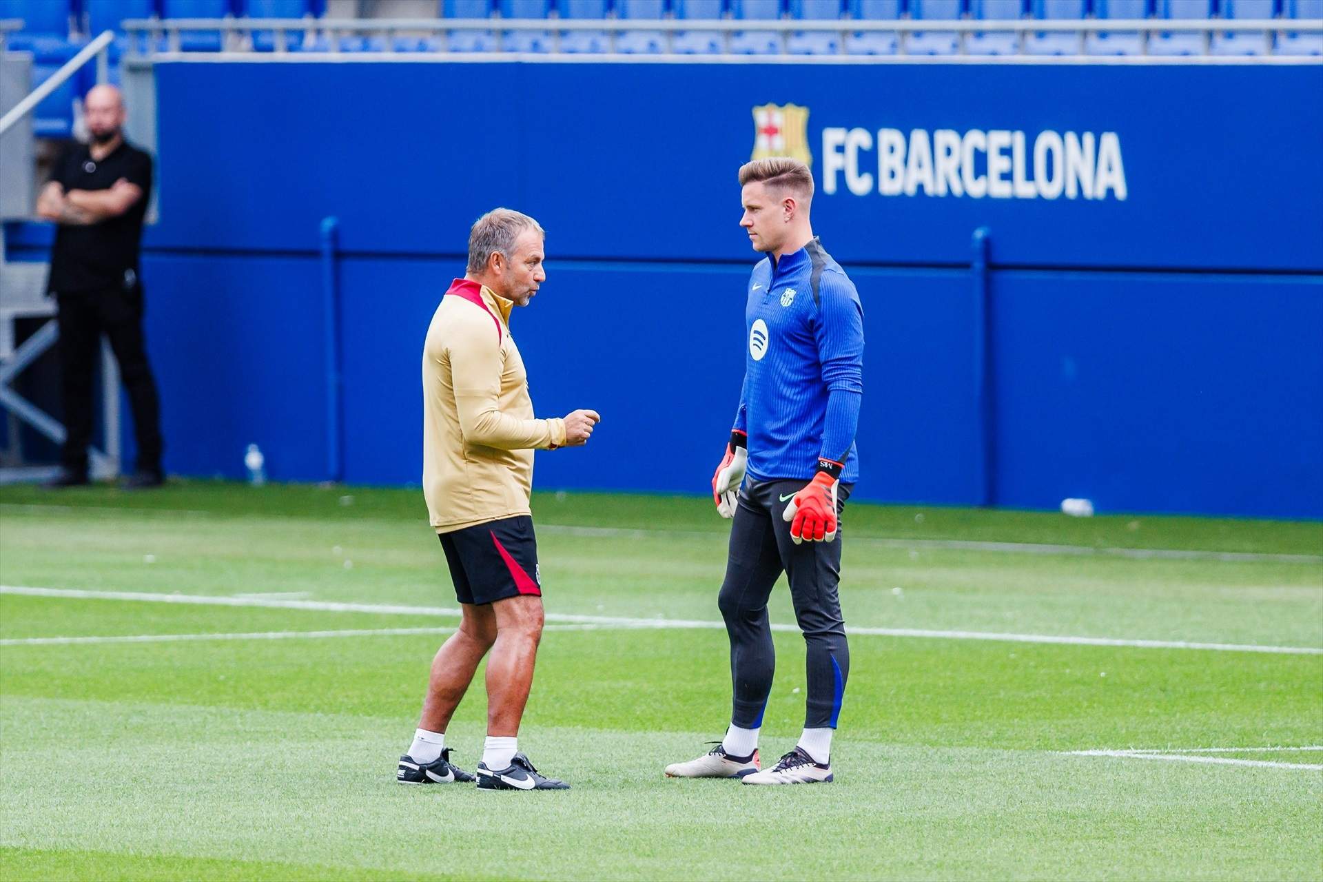 Flick pone una condición para que Ter Stegen le quite el sitio a Szczesny