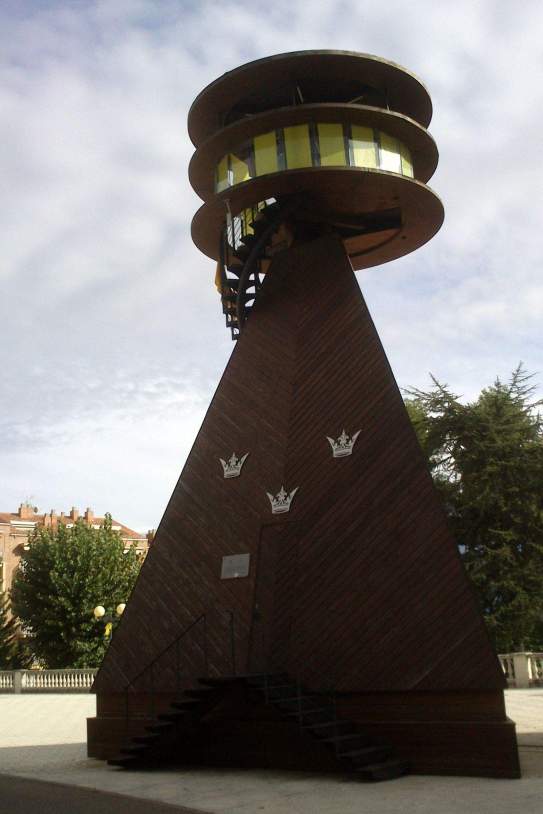 Torre Funkis al pavelló de suècia a Berga jordi eskarre(1) Torre Funkis al pavelló de suècia a Berga jordi eskarre(1)