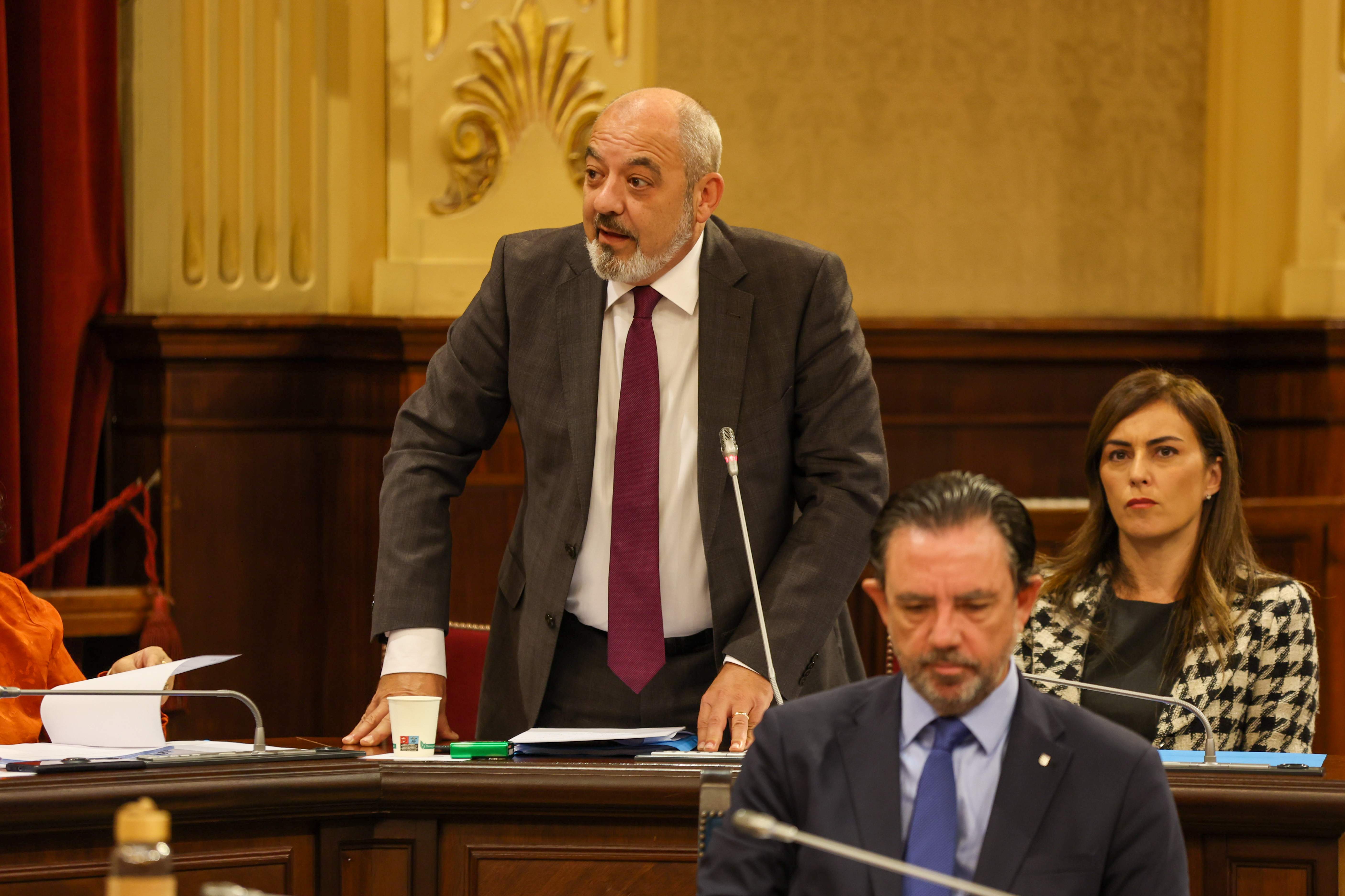 Un diputat de Vox celebra el triomf de Franco al Parlament balear: “Feliç dia de la victòria”