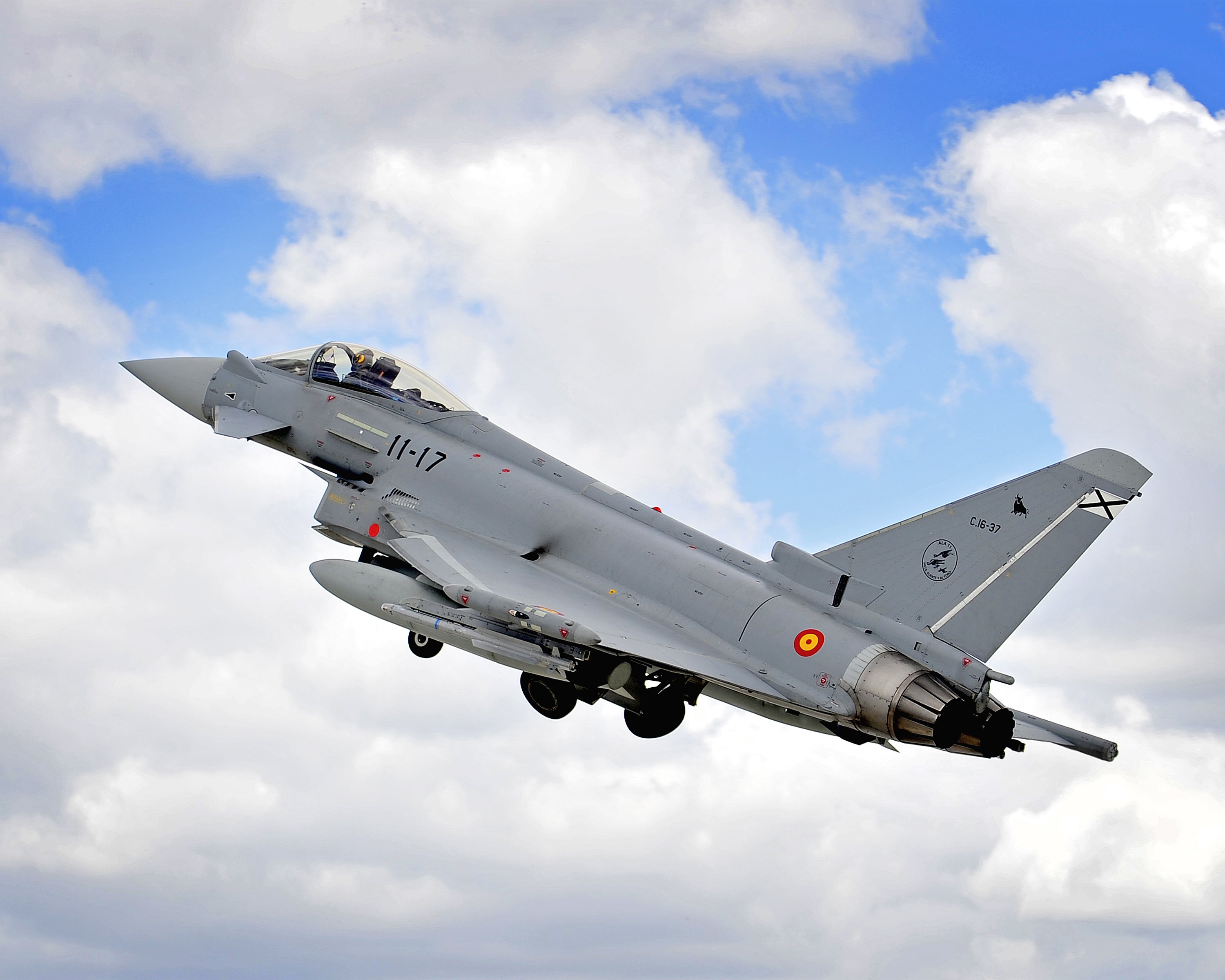 What are Spanish jets doing in Estonia? Margallo knows