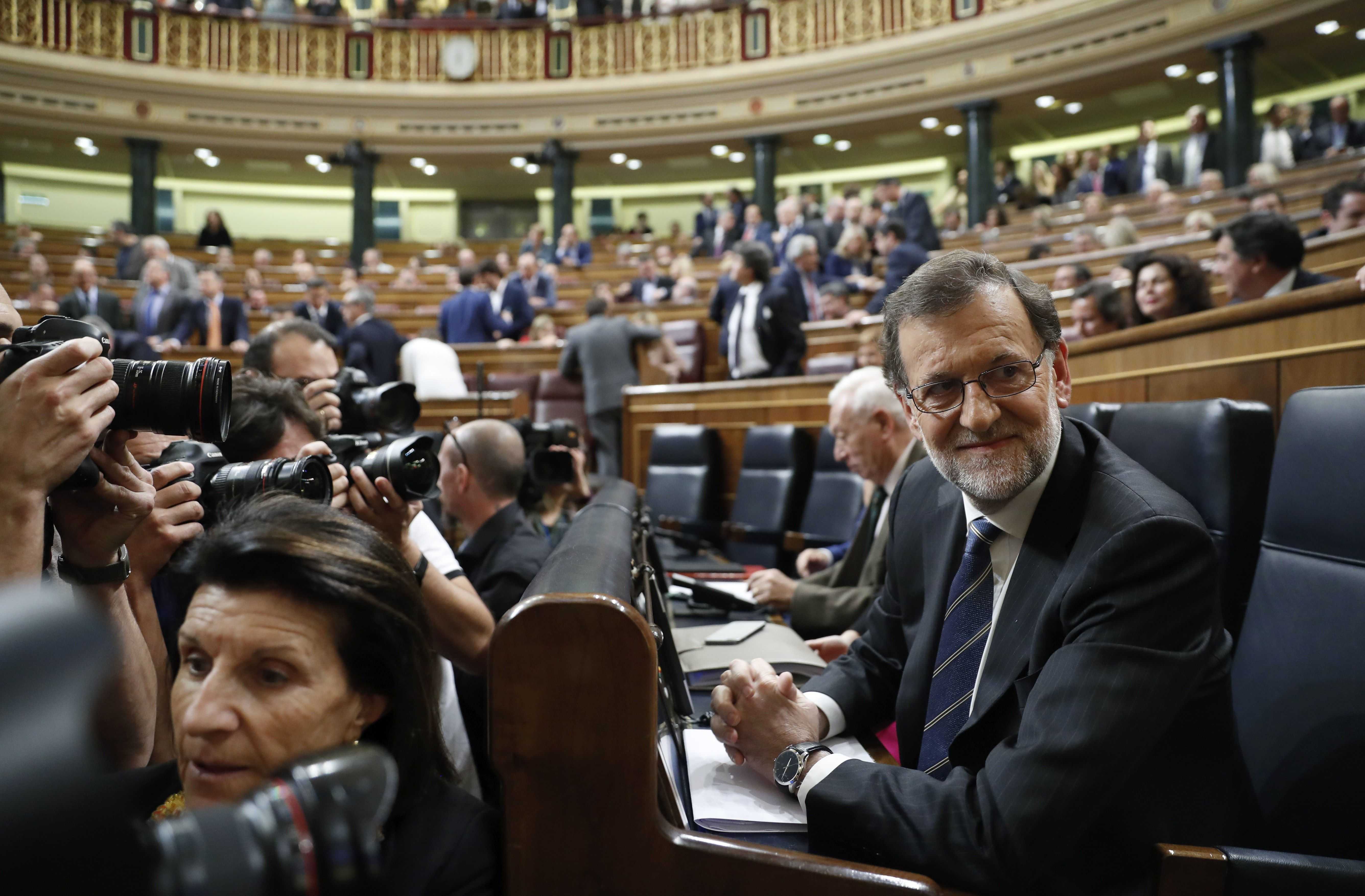 Las prioridades de Rajoy: los acuerdos con el PSOE y el "desafío" en Catalunya