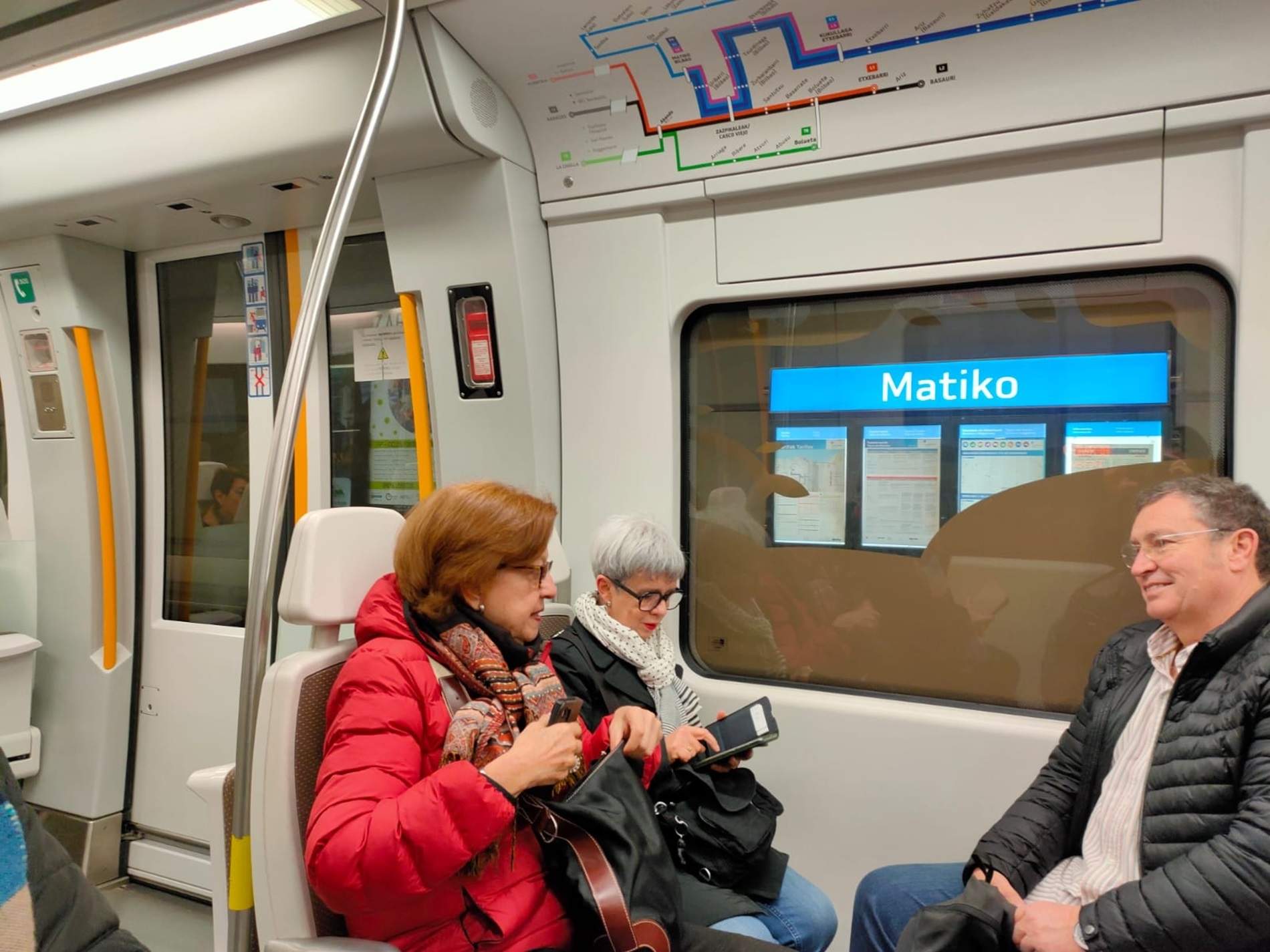 Euskotren. Estación de Bilbao Matiko. Camino de Gernika. Cedida Inés Simó Euskotren. Estación de Bilbao Matiko. Camino de Gernika. Cedida Inés Simó