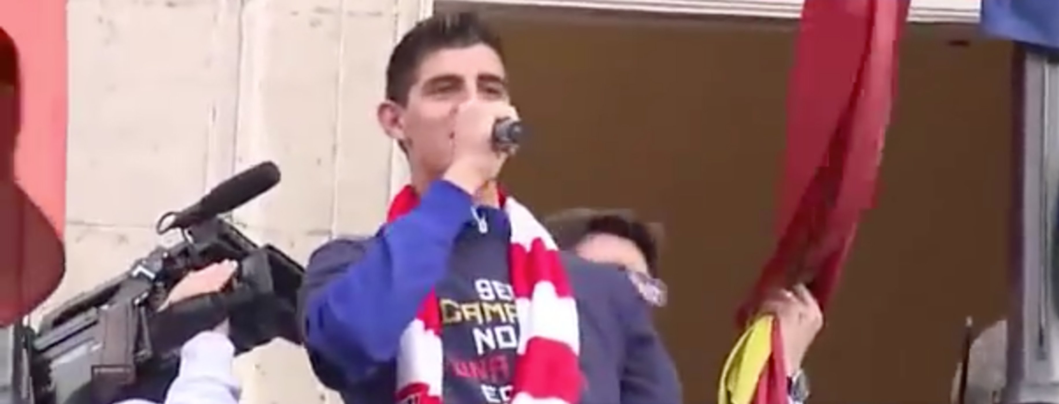 El vídeo del nuevo portero del Madrid que no gustará nada en el Santiago Bernabéu