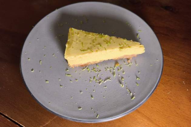 Pastís de formatge amb llima