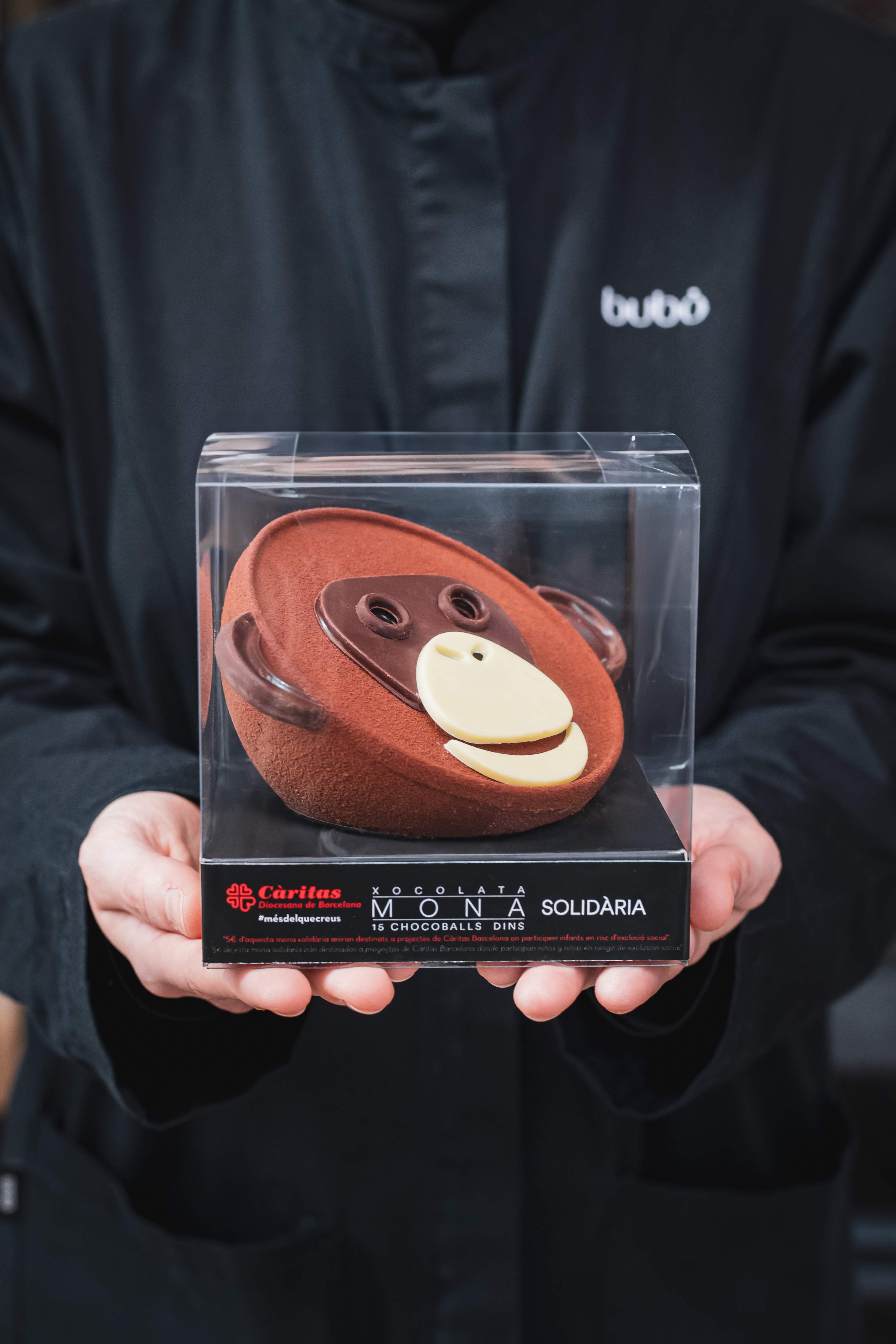 La mona más solidaria de Cáritas y la pastelería Bubó