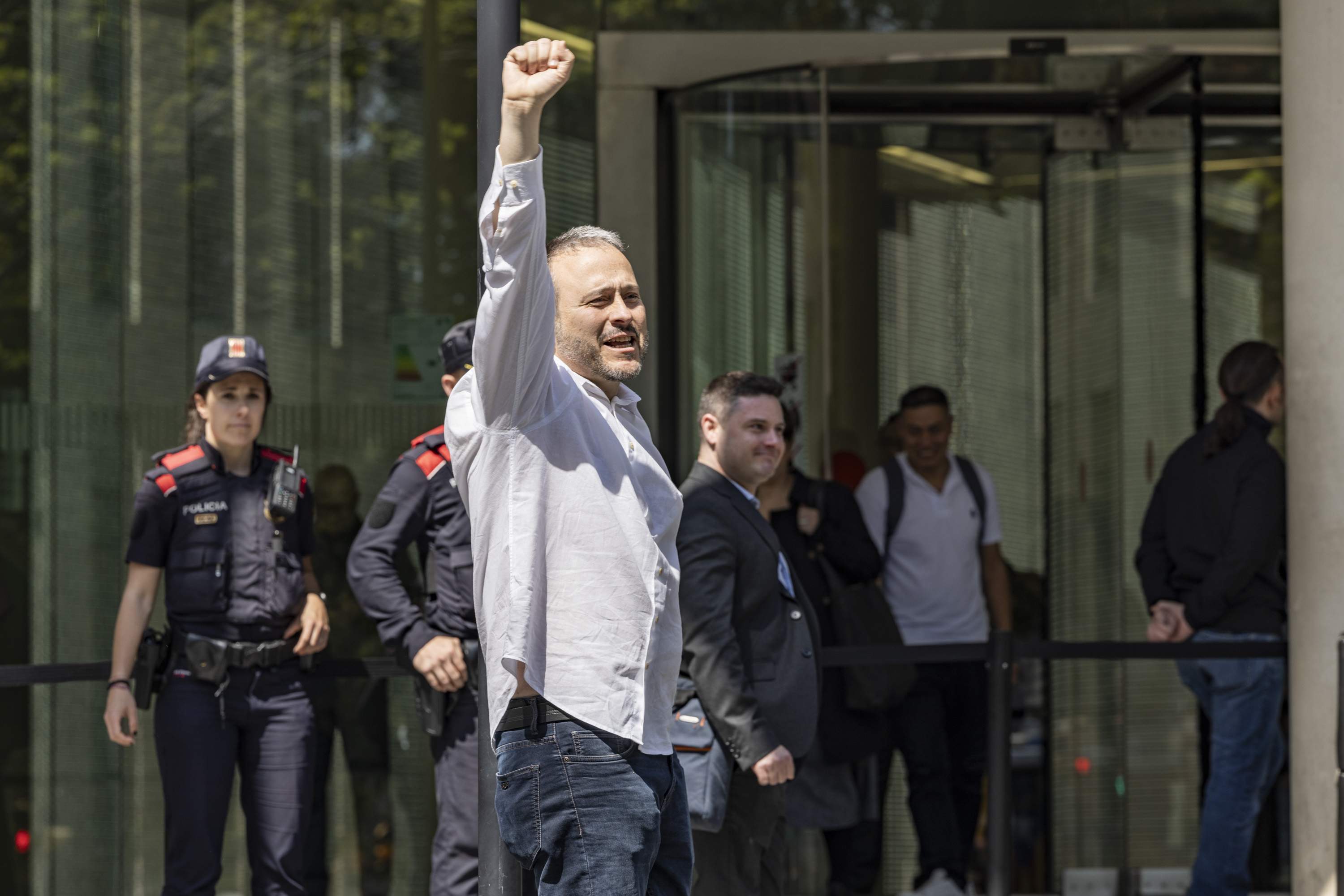 Archivada la investigación a un miembro de la ANC por el recibimiento a Puigdemont: no se le atribuye delito