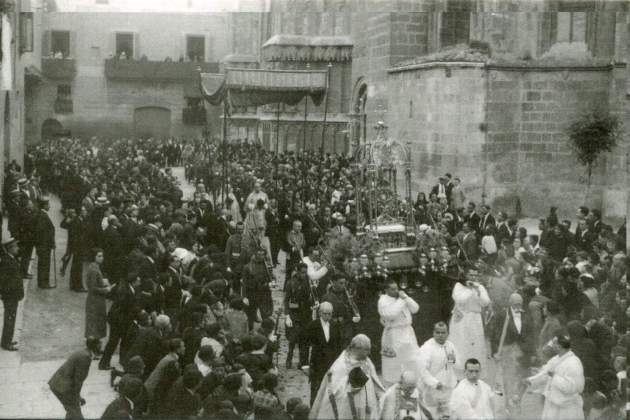 Procesión de Corpus (1920). Fuente Blog Tarragona Antigua