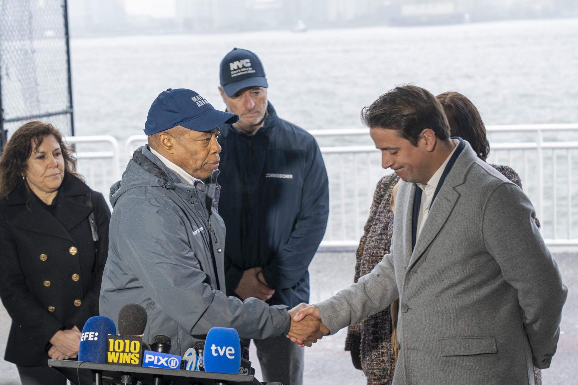 Joan Camprubí rueda de prensa homenaje río Hudson, helicopter Nueva York (3) Joan Camprubí rueda de prensa homenaje río Hudson, helicopter Nueva York (3)