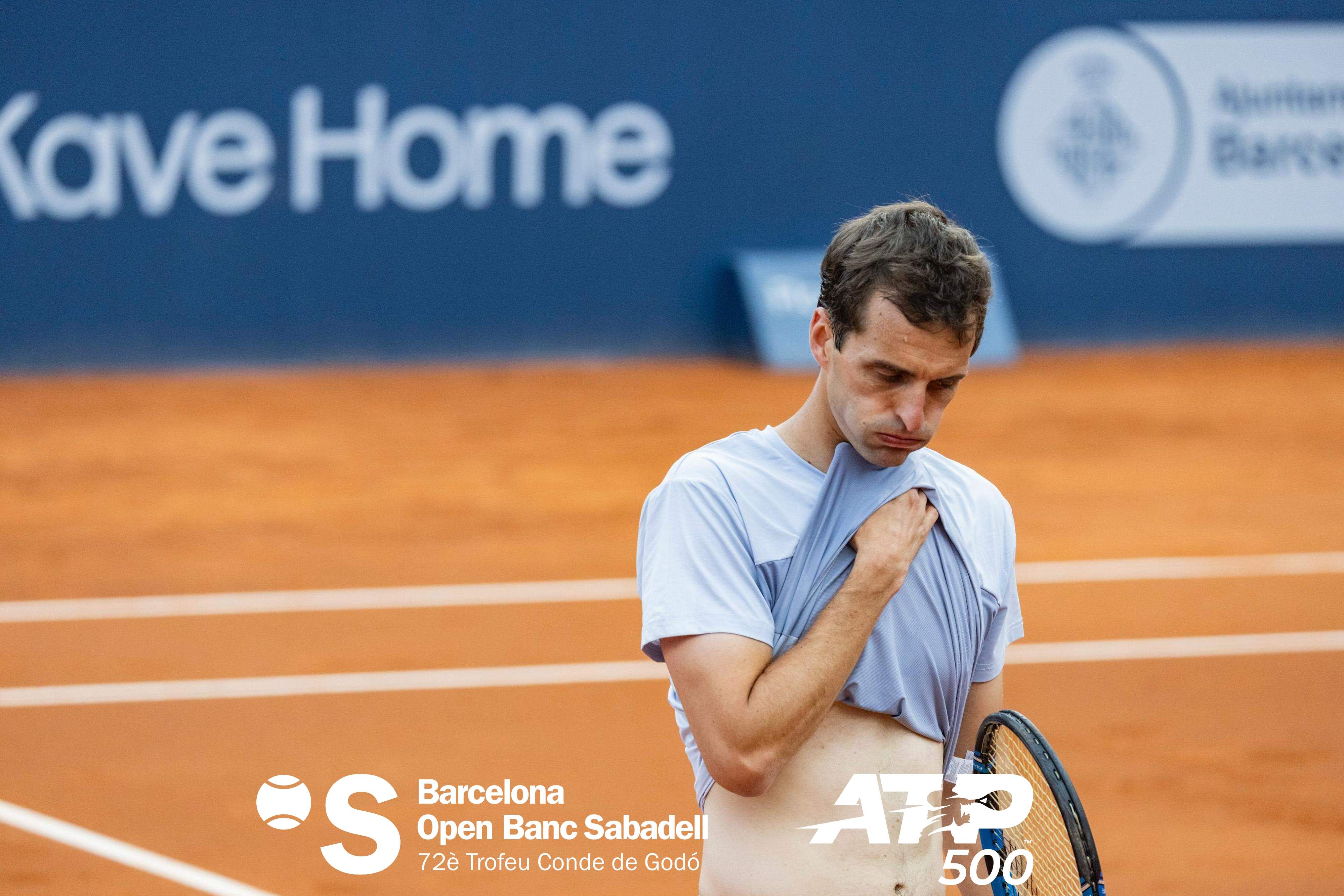L'emotiu adeu d'Albert Ramos posa el segell a la primera jornada del Barcelona Open Banc Sabadell