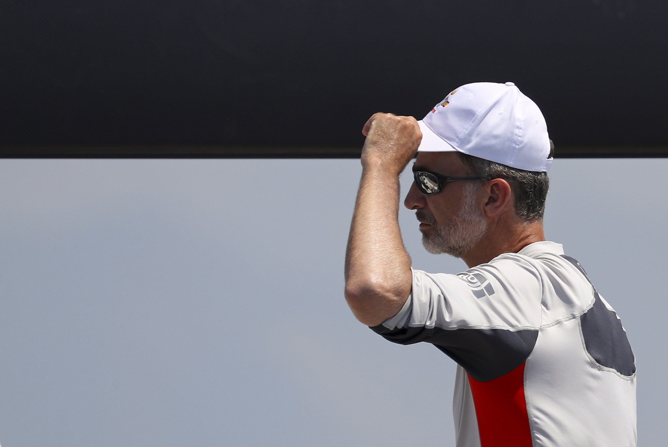 'La Razón' calienta el 17-A y anuncia una 'encerrona' de Torra a Felipe VI