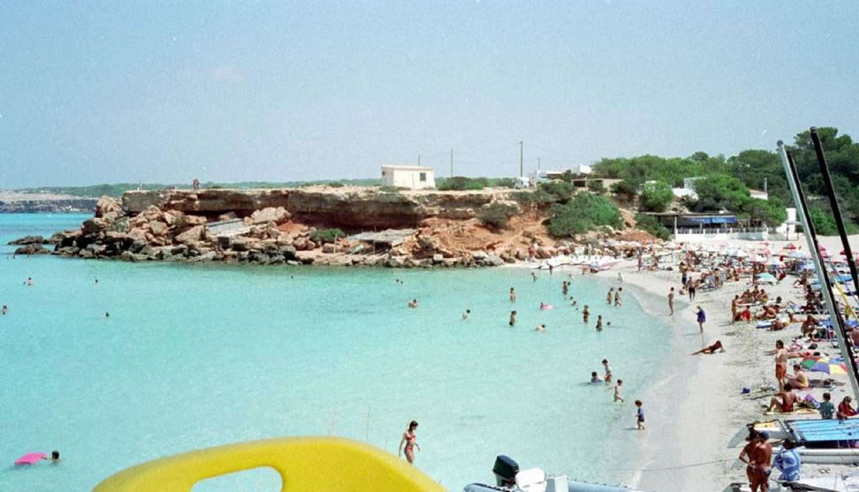 Muere una mujer en Formentera al caer por un acantilado