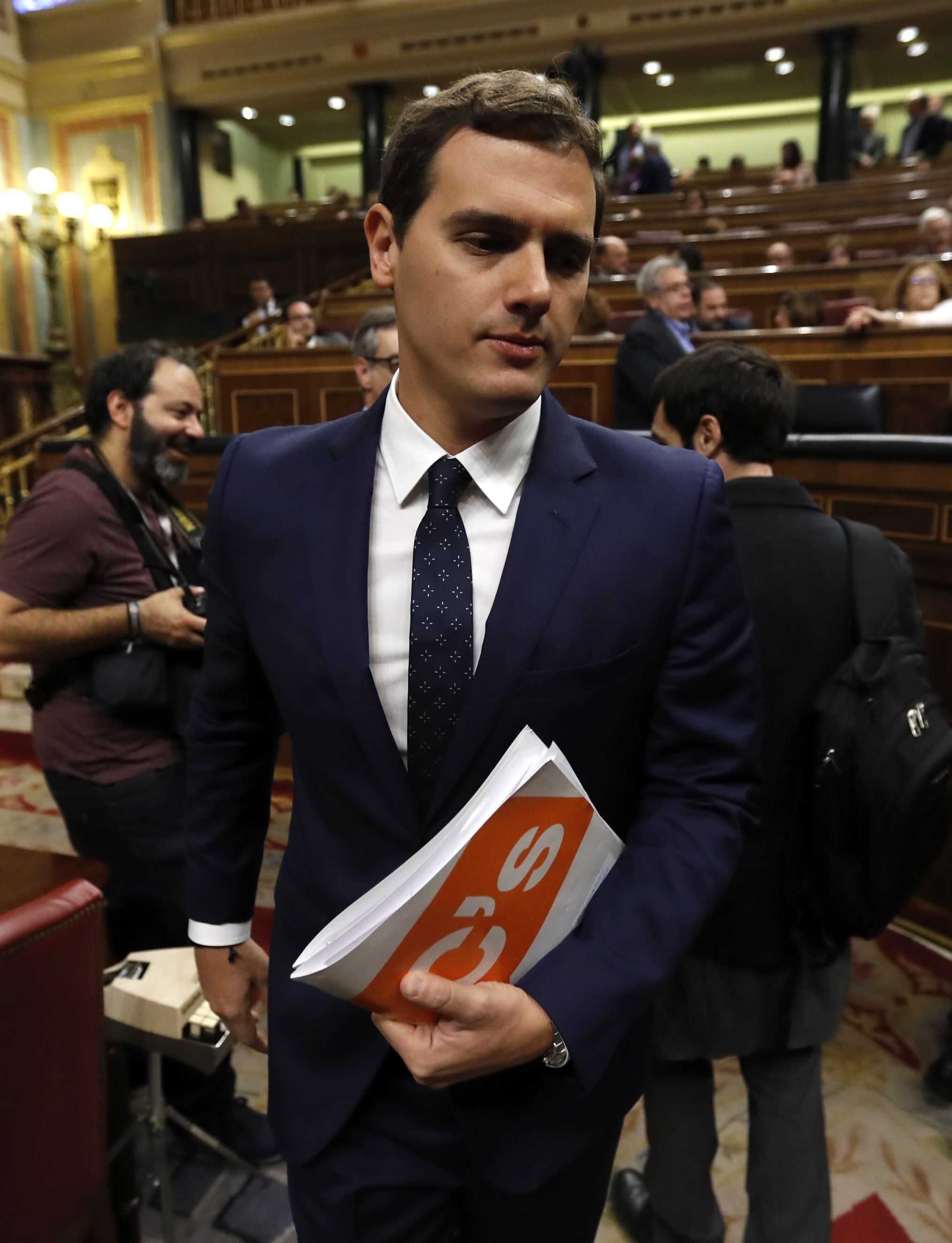 Cs se reunirá con los comuns para negociar la Mesa del Parlament