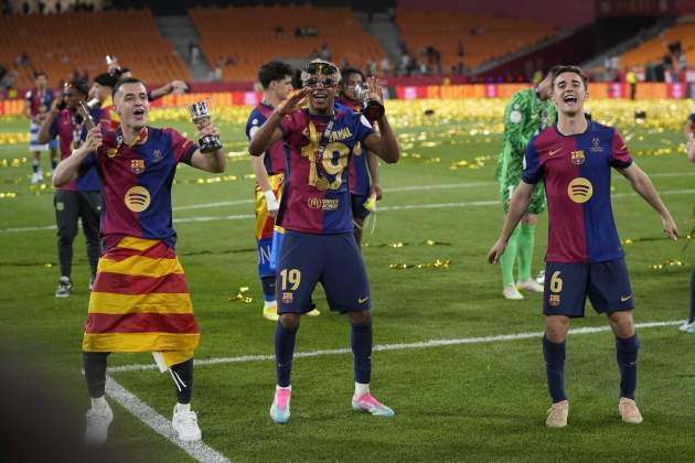 Marc Casadó Lamine Yamal Gavi celebración Copa del Rey / Foto: Europa Press Marc Casadó Lamine Yamal Gavi celebración Copa del Rey / Foto: Europa Press