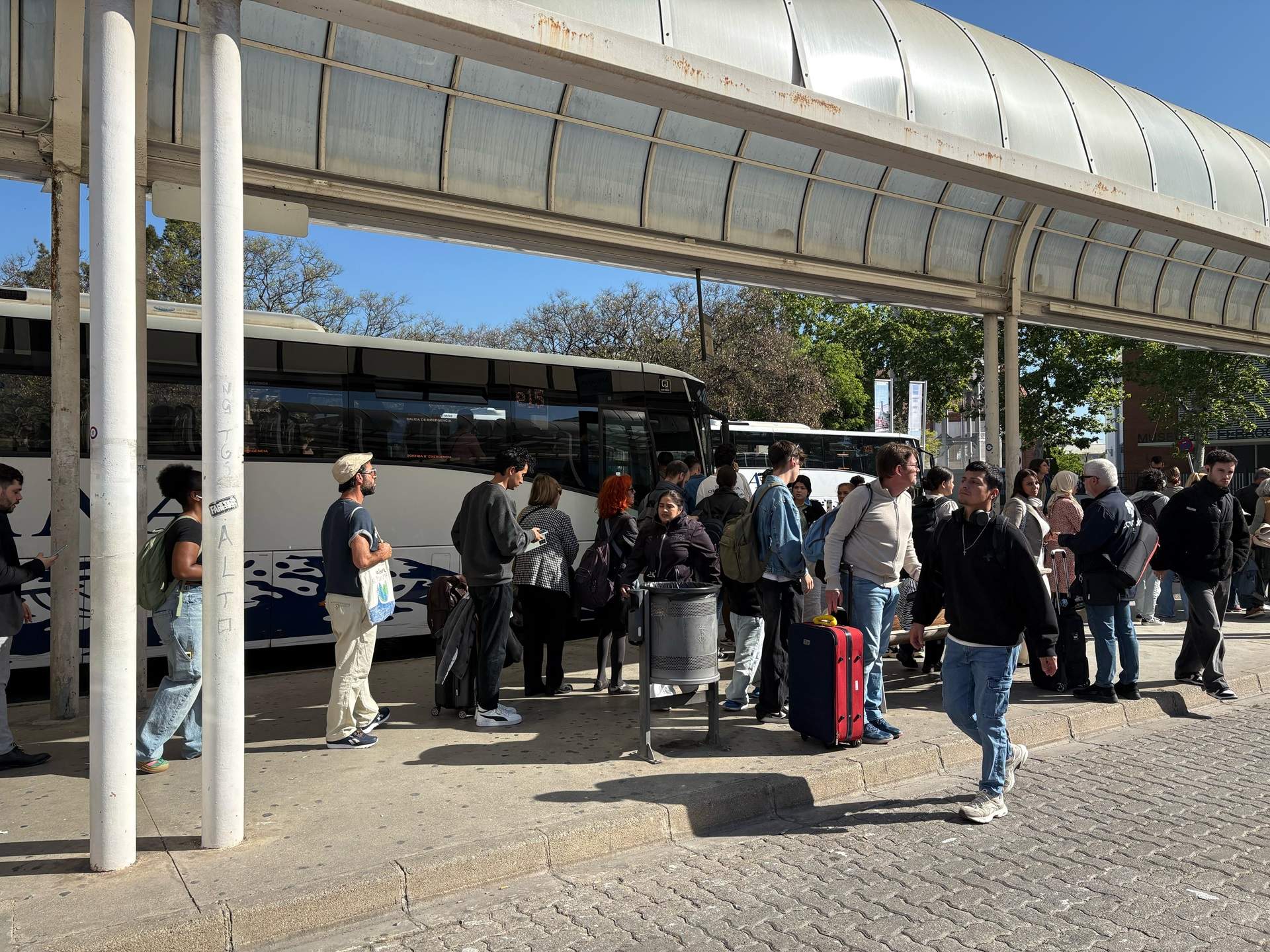 Quines són les línies de busos que han reforçat els seus serveis per l'aturada a Rodalies?
