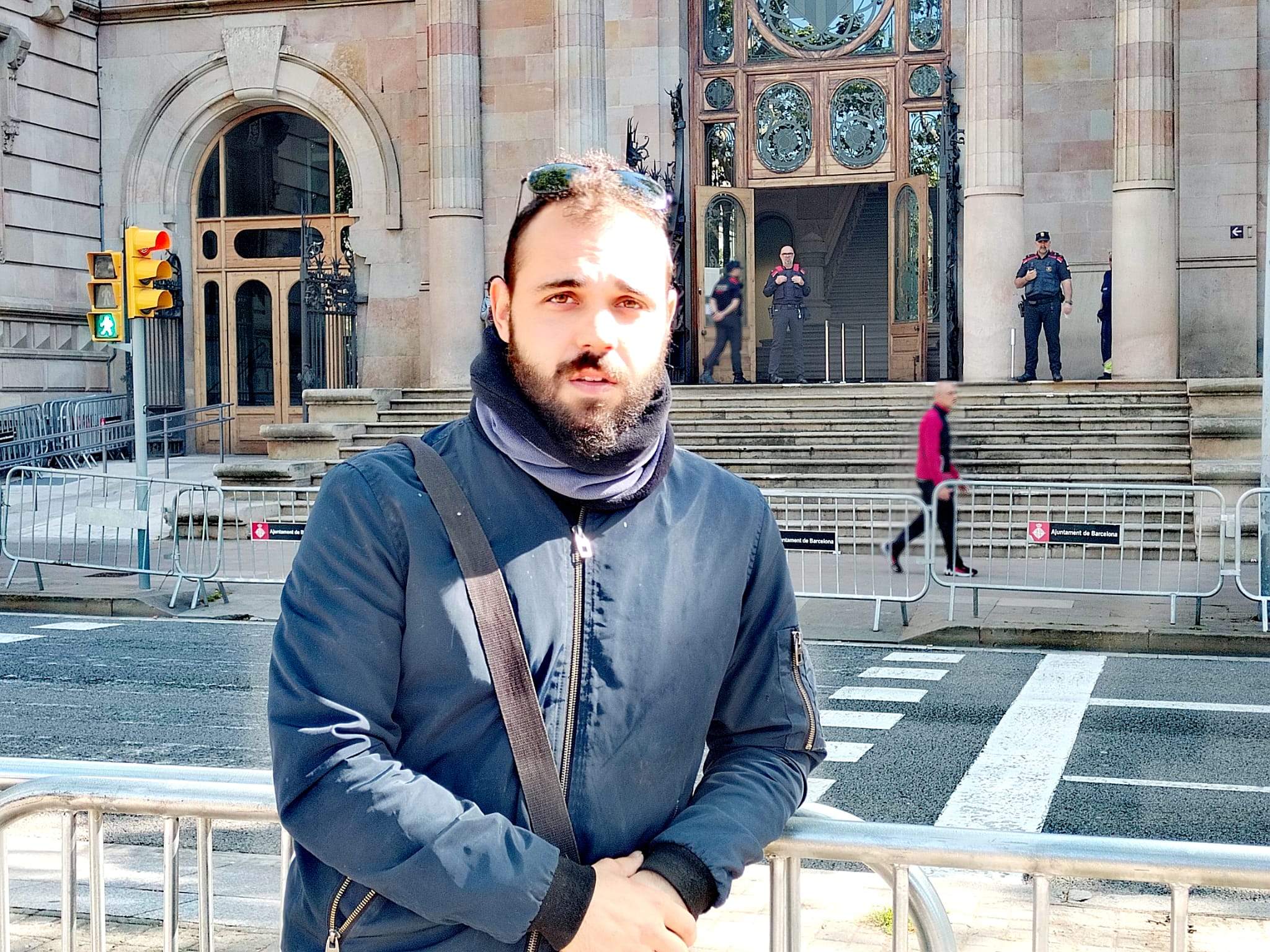 El informático Joel Muñoz es amnistiado por el 1-O, pero le piden 115 años por revelación de secretos