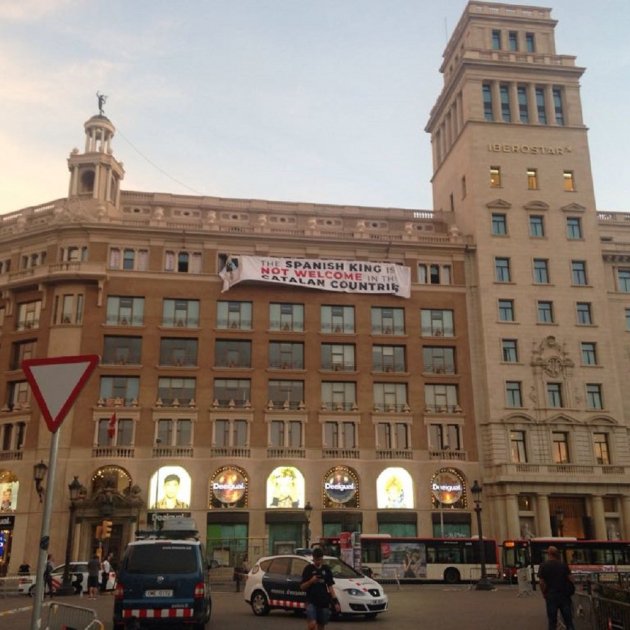 gran vista pancarta placa catalunya pau llosa