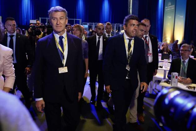 Feijóo i Mazón al congrés del PP Europeu de València Europa Press Feijóo i Mazón al congrés del PP Europeu de València Europa Press