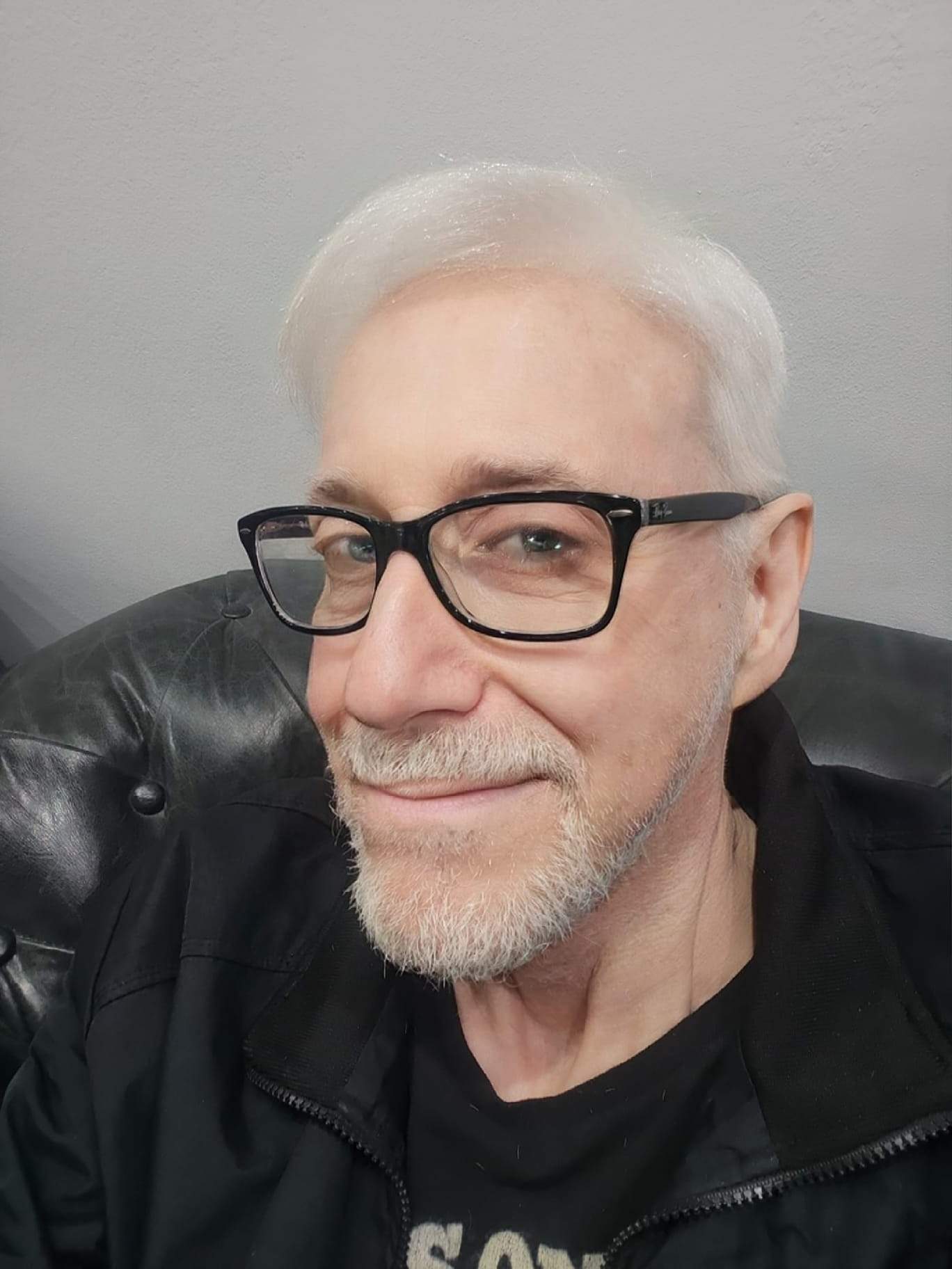 El nuevo look de JM Mainat, tw