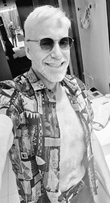 Selfie de Mainat, Tw