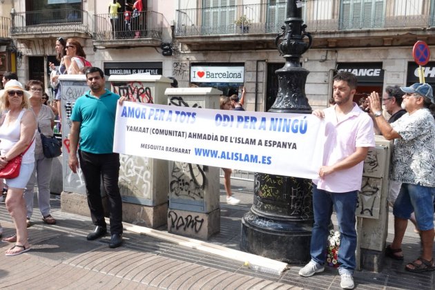 El Nacional - Acte Atemptats 17-A - Monica Gomez