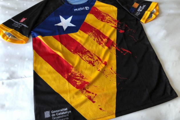 Samarreta Team catalonia davant