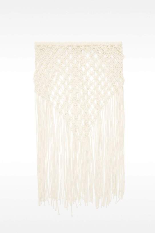 Pareo|Apariament de macramé amb serrells Pareo|Apariament de macramé amb serrells