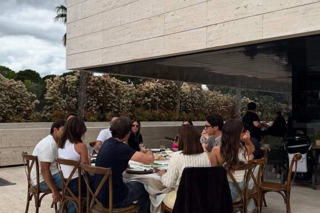 La felicidad se siente así La felicidad se siente así