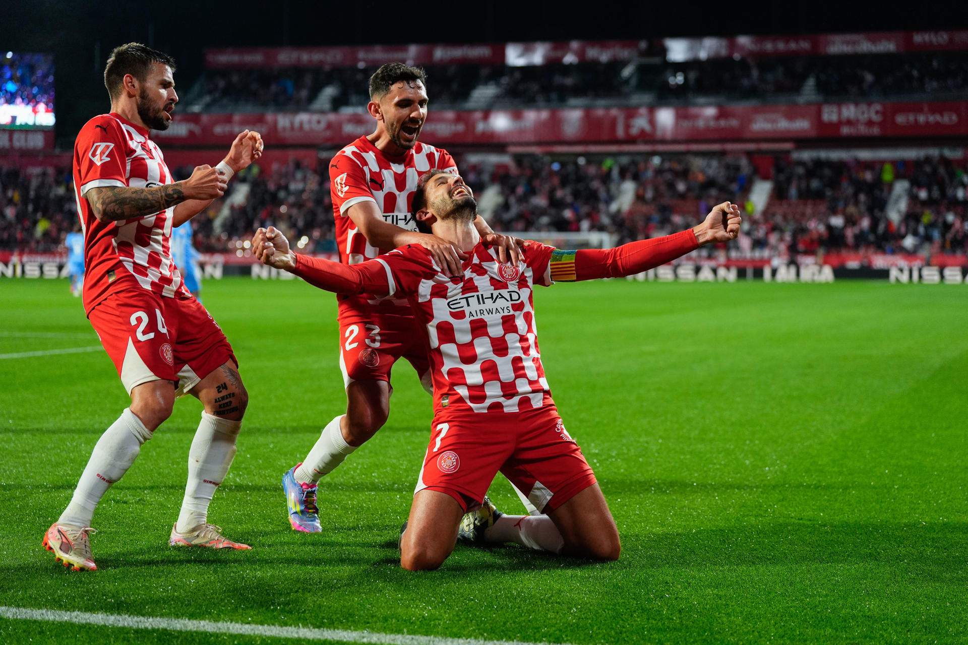 Stuani vuelve a salir al rescate del Girona, que logra una necesitada victoria contra el Mallorca (1-0)
