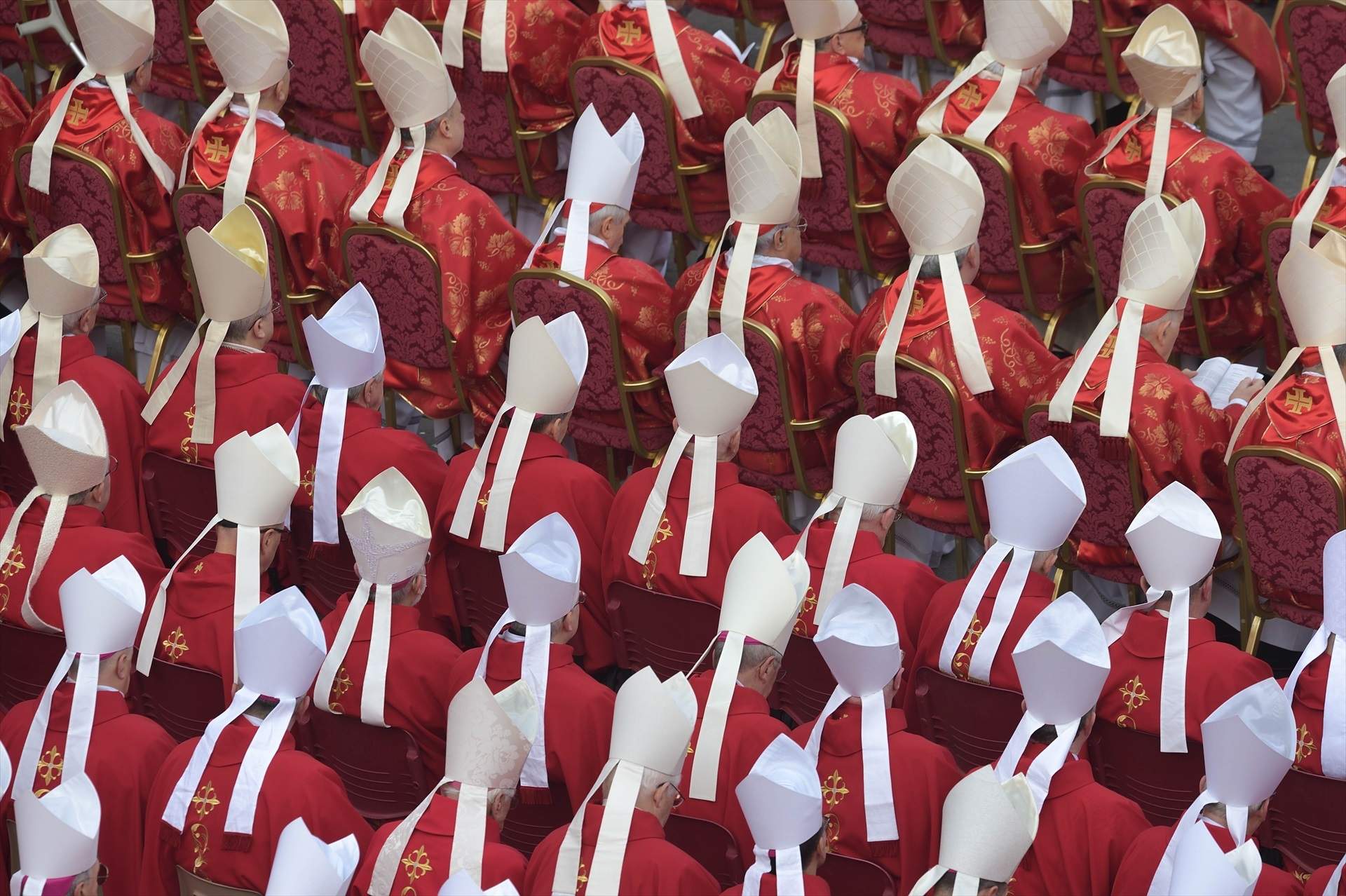 El bloqueig digital del Vaticà per al conclave: inhibidors, mòbils requisats i 650 càmeres de seguretat