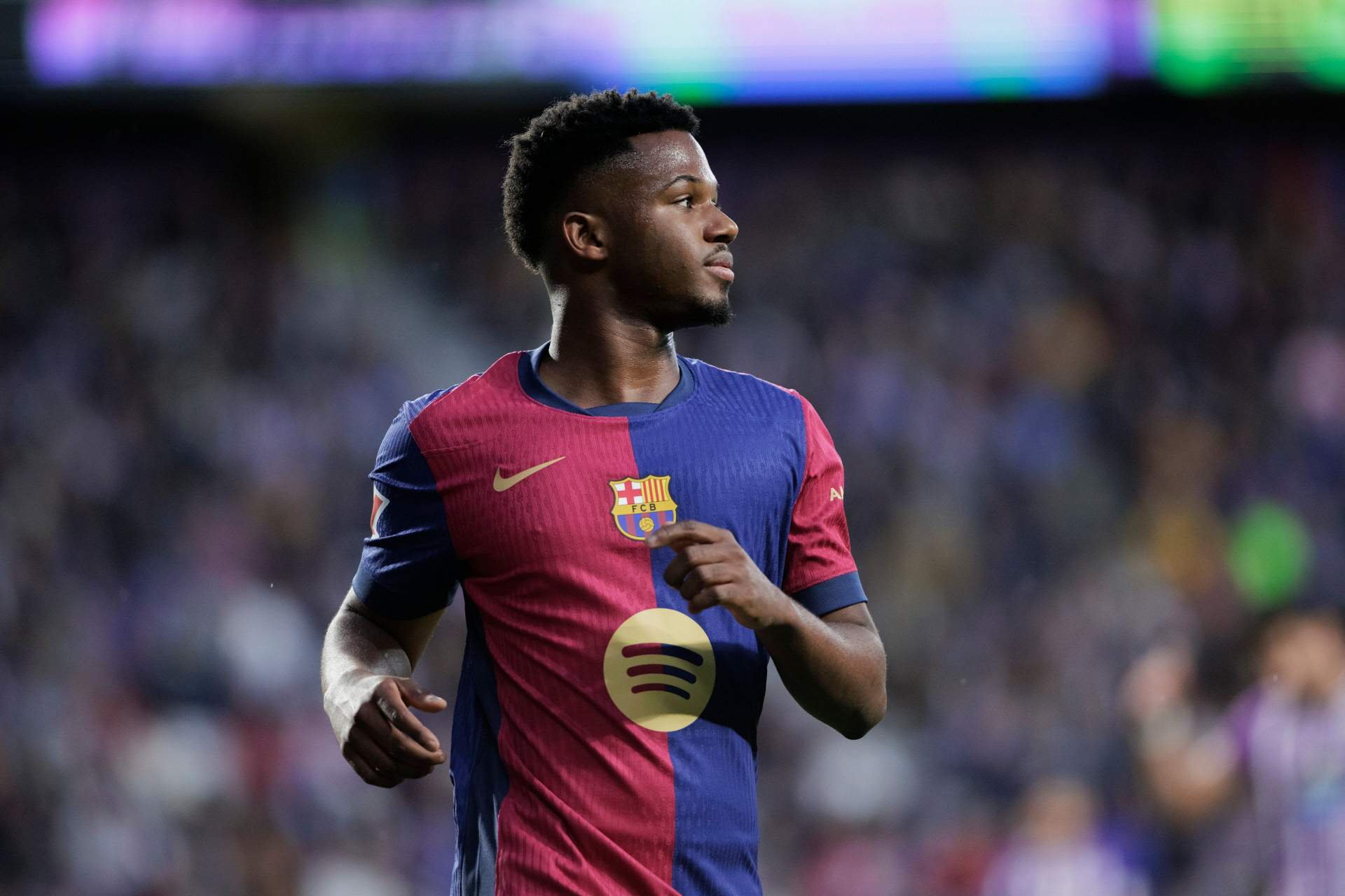 Ansu Fati entra en un intercanvi per ficar un crac en el Barça