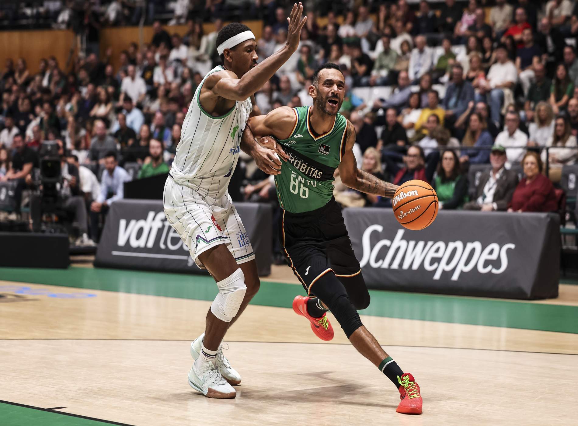 Fotografía de Adam Hanga, escolta del Joventut de Badalona Fotografía de Adam Hanga, escolta del Joventut de Badalona