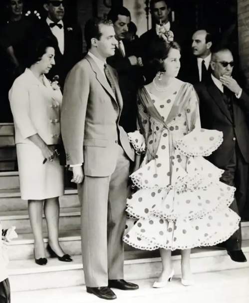 La reina Sofia, de flamenca a la Feria de Anril GTRES La reina Sofia, de flamenca a la Feria de Anril GTRES