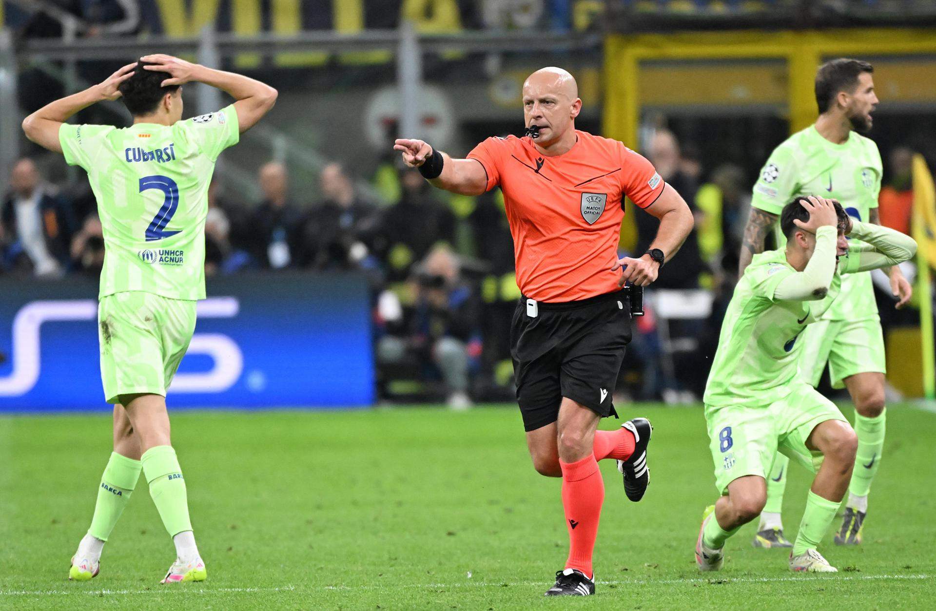 Marciniak, reincident amb un arbitratge que ha desesperat i condemnat el Barça