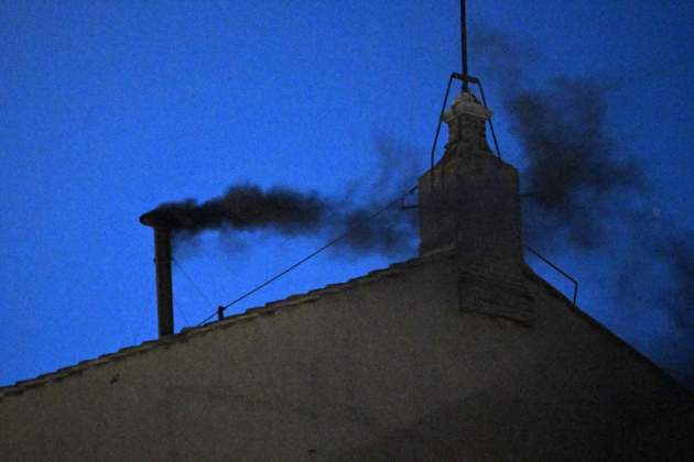 EuropaPress 6706500 fumata negra primera jornada conclave mayo 2025 ciudad vaticano vaticano EuropaPress 6706500 fumata negra primera jornada conclave mayo 2025 ciudad vaticano vaticano
