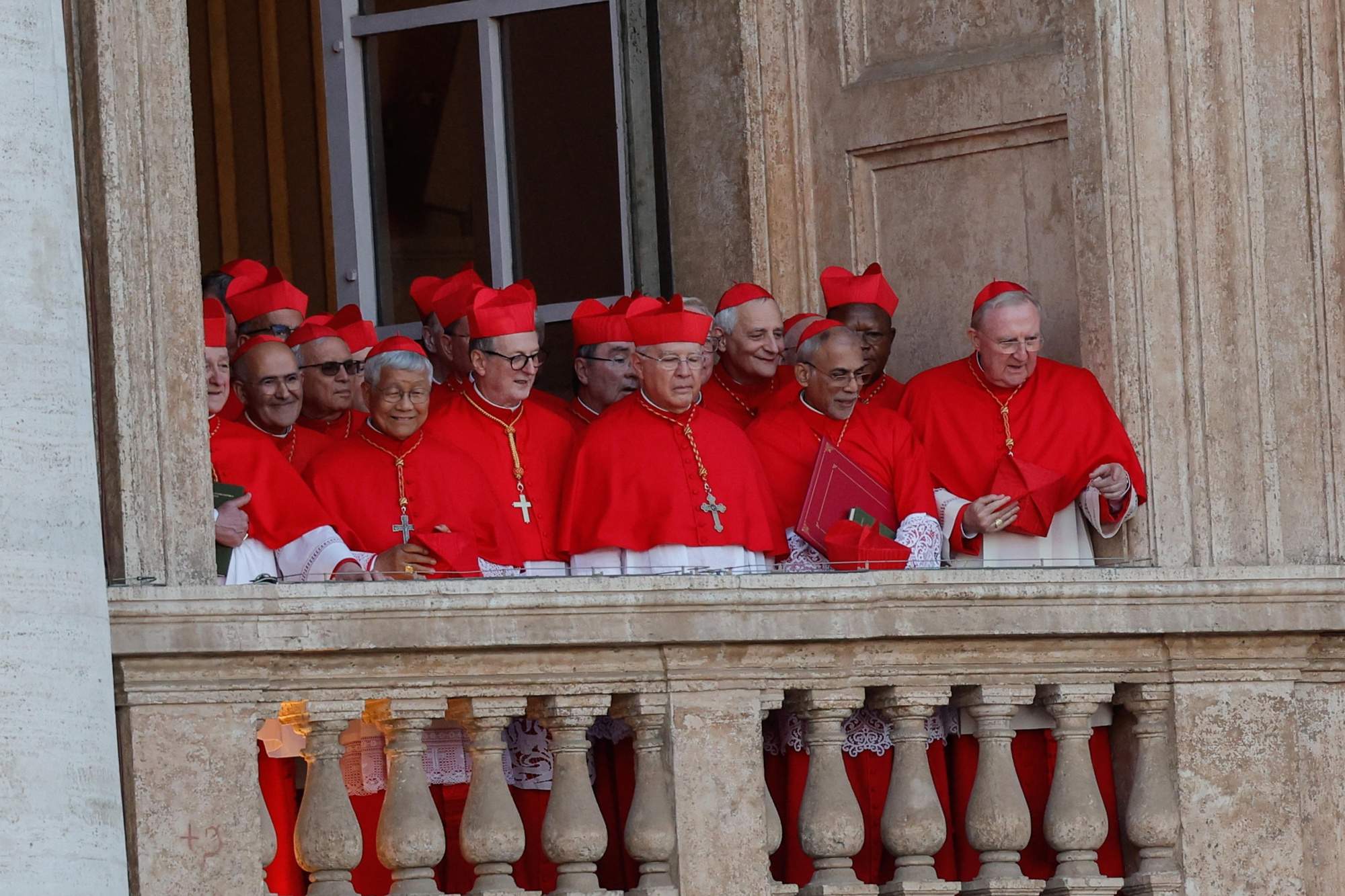 Gir inesperat: així es va convertir en papa el cardenal Prevost en lloc de Parolin