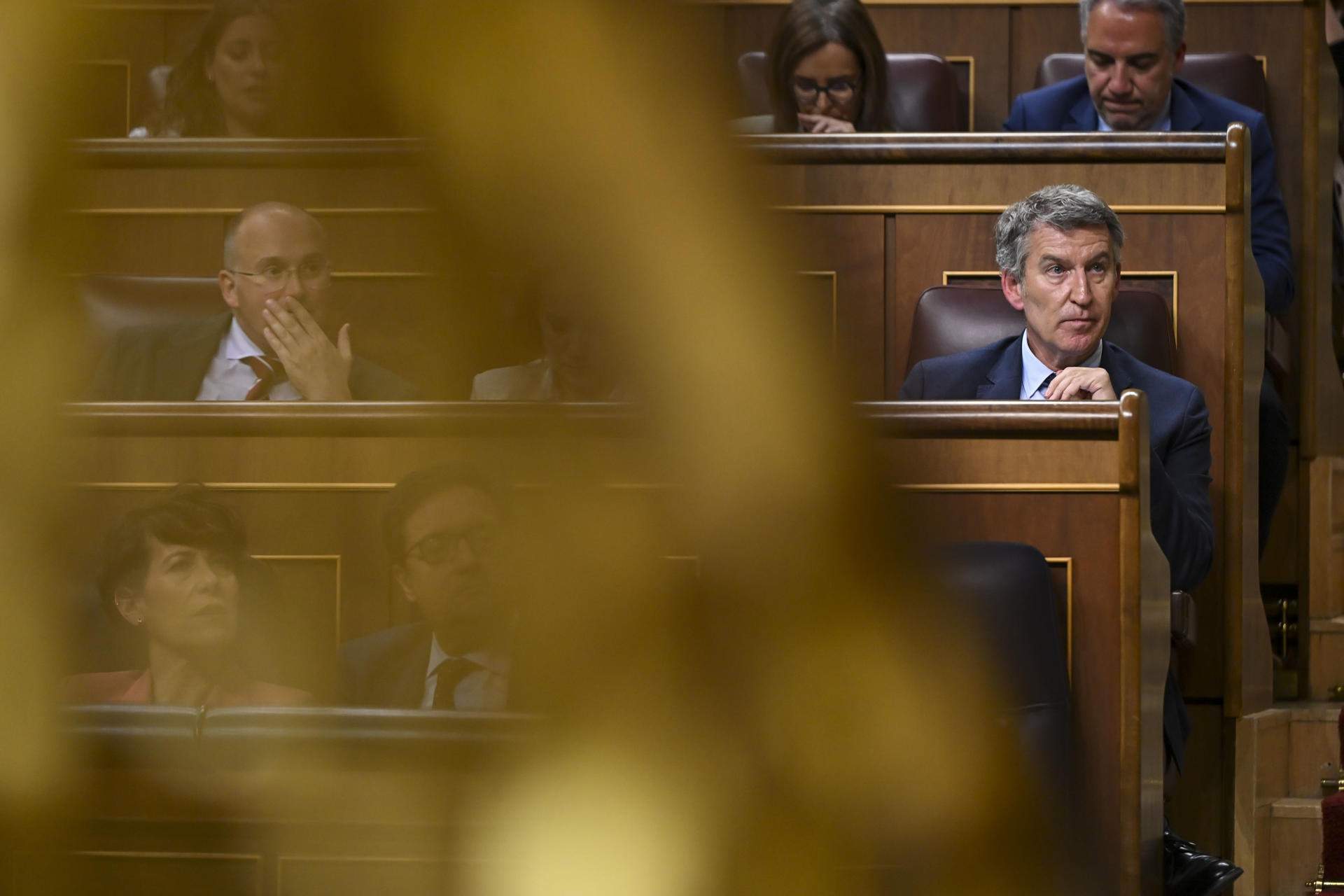 El PP aprofita els aranzels i l’apagada per reivindicar les nuclears allargant la mà a Junts i ERC