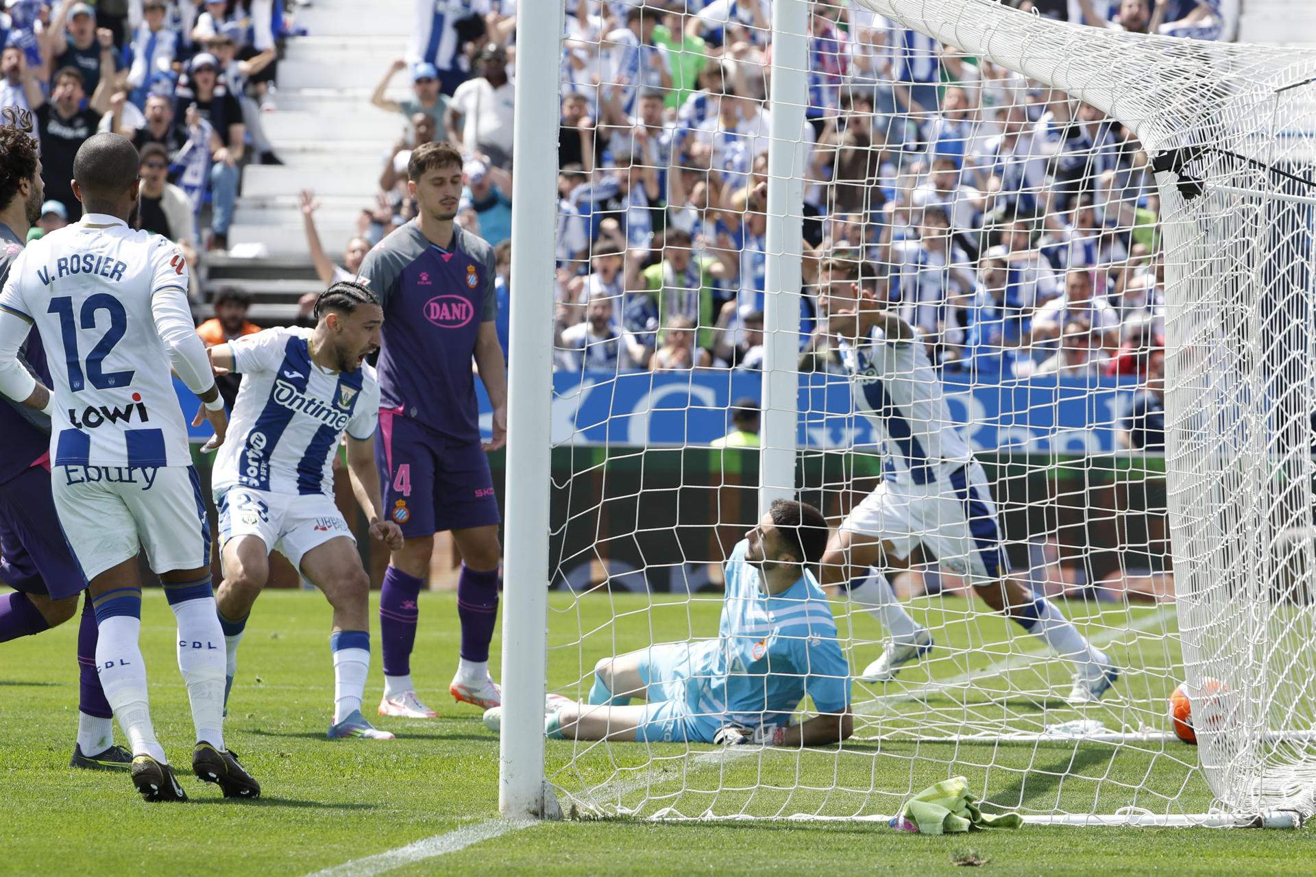 L'Espanyol s'apaga davant la fe del Leganés (3-2) i tornen a aparèixer els fantasmes del descens